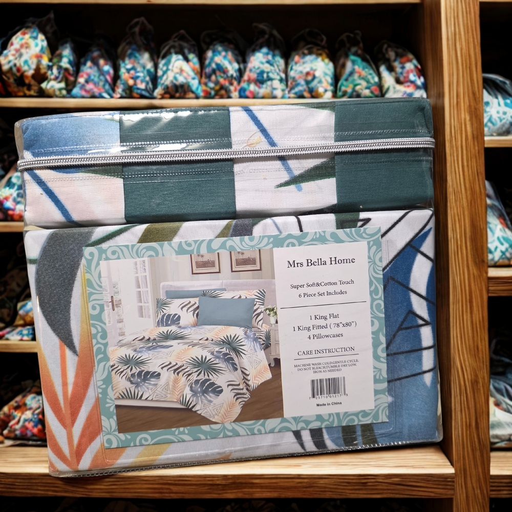 Blue and White Geometric Sheet Set